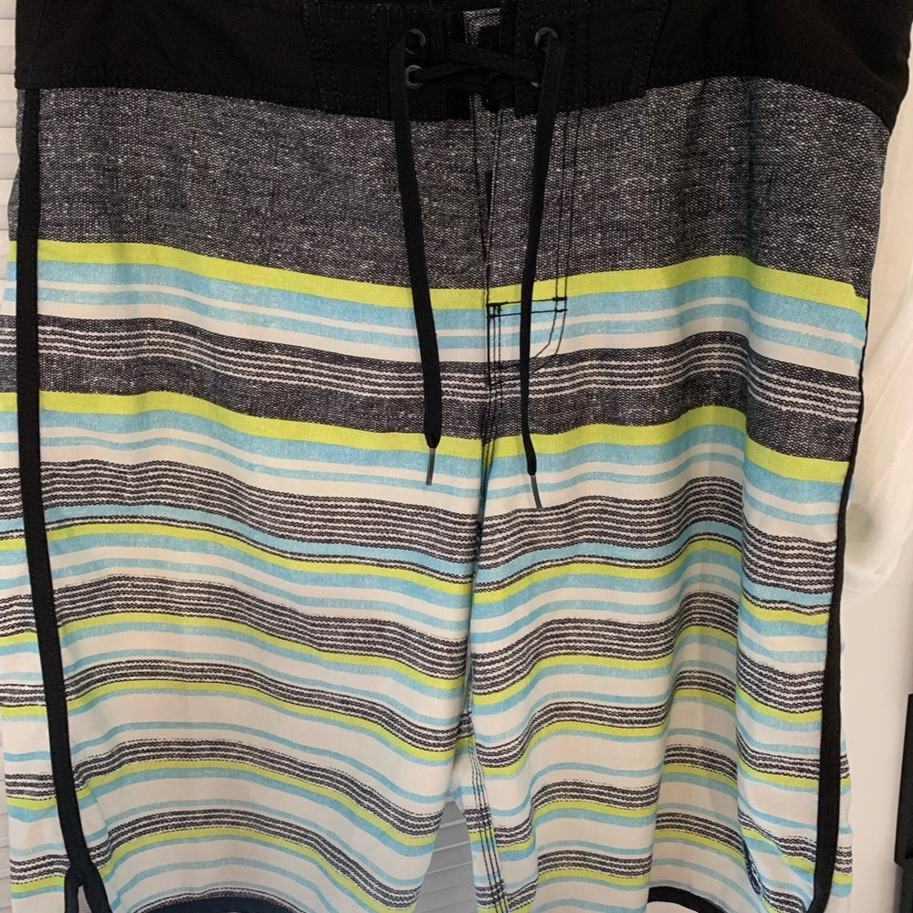 Billabong Boardshorts 34